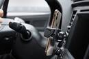 Spigen Click.R Vent Car Mount  - zdjęcie 9