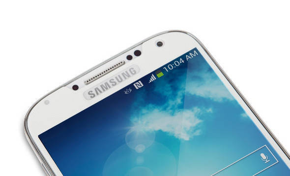 Moshi iVisor XT - Przezroczysta folia ochronna Full Face Samsung Galaxy S4 (biały) - zdjęcie 3