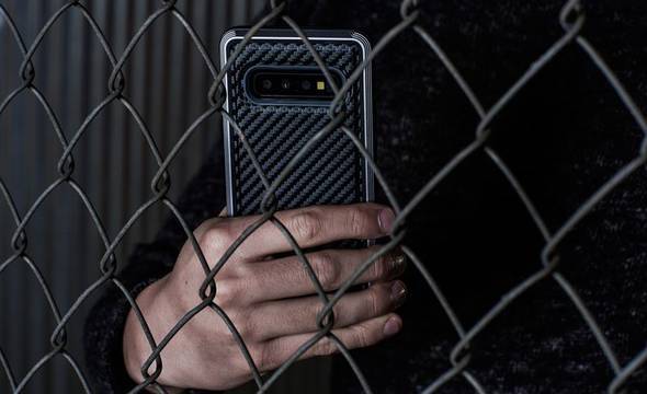 X-Doria Defense Lux - Etui aluminiowe Samsung Galaxy S10+ (Drop test 3m) (Black Carbon Fiber) - zdjęcie 16