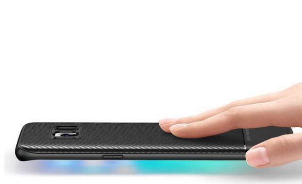 Crong Prestige Carbon Cover - Etui Samsung Galaxy S8 (czarny) - zdjęcie 4