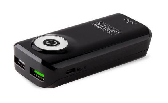 PURO Universal External Fast Charger Battery - Uniwersalny Power Bank 4000 mAh, 2 x USB, 2.4 A (czarny) - zdjęcie 4