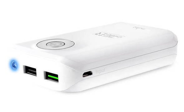 PURO Universal External Fast Charger Battery - Uniwersalny Power Bank z latarką 7800 mAh, 2 x USB, 2.4 A (biały) - zdjęcie 4